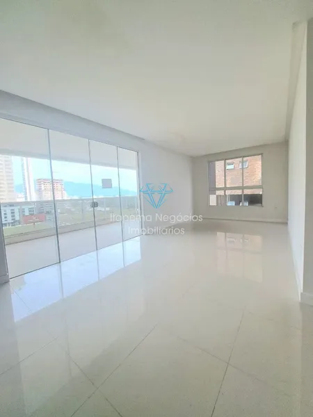 Apartamento 3 Suítes - Quadra do mar, aproximados 50 metros do mar.: 3ª foto da galeria de imagens do imóvel