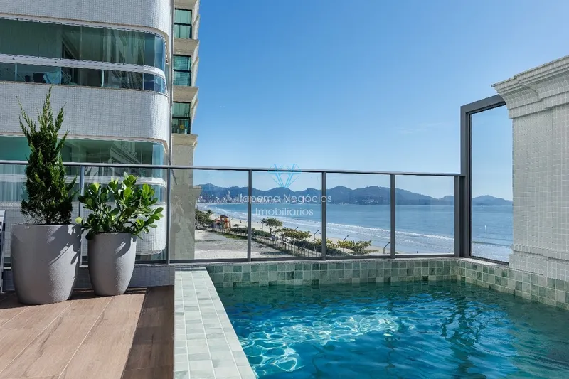 Apartamento com 4 Suítes 3 Vagas, a 30 metros do mar.: 24ª foto da galeria de imagens do imóvel