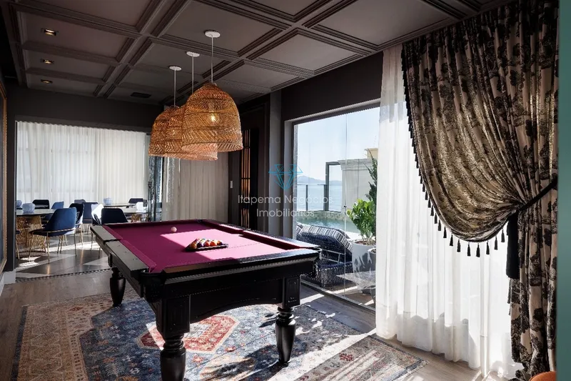 Apartamento com 4 Suítes 3 Vagas, a 30 metros do mar.: 26ª foto da galeria de imagens do imóvel