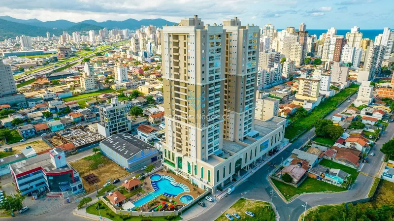 Apartamento Mobiliado com 02 Vagas de Garagem - 03 Dormitórios: 1ª foto da galeria de imagens do imóvel