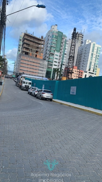 Apartamento - 04 Suítes - 03 Vagas de Garagem: 7ª foto da galeria de imagens do imóvel