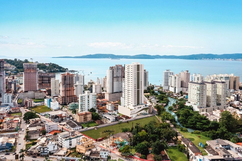 Apartamento bem localizado com 03 Dormitórios - 02 Vagas de Garagem: 4ª foto da galeria de imagens do imóvel