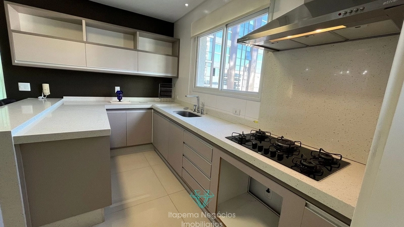 Apartamento Mobiliado com 04 - Dormitórios - 04 - Suítes: 6ª foto da galeria de imagens do imóvel