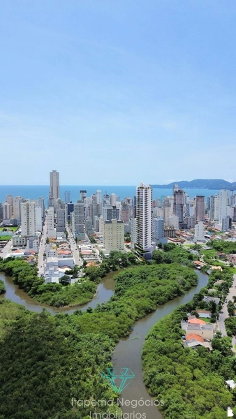 Apartamento com 03- Dormitórios - 2 - Vagas de Garagem: 24ª foto da galeria de imagens do imóvel