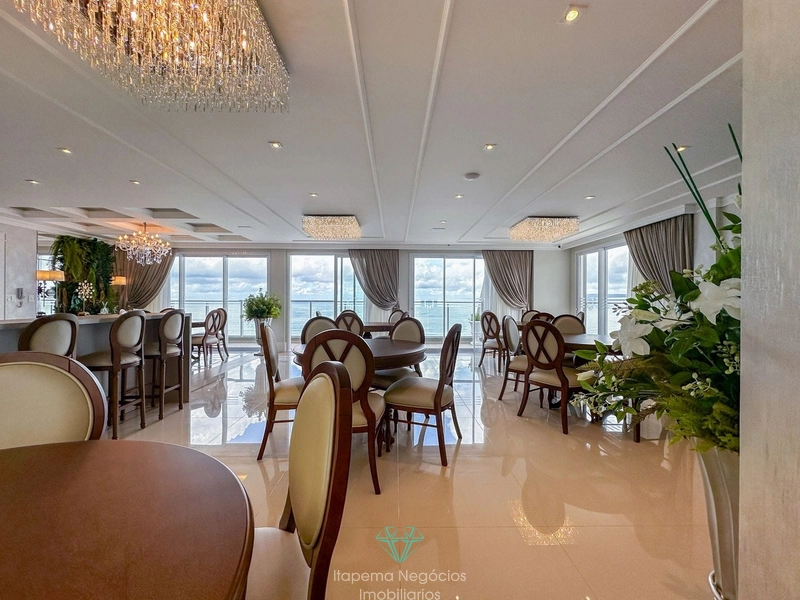Apartamento 3 Suítes , 2 Vagas. Frente Mar: 10ª foto da galeria de imagens do imóvel