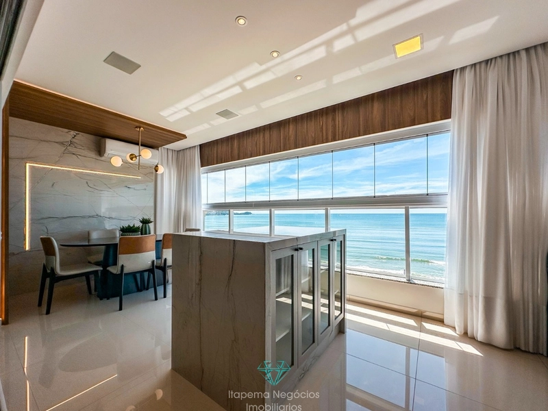 Apartamento 3 Suítes , 2 Vagas. Frente Mar: 33ª foto da galeria de imagens do imóvel