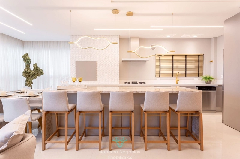 Apartamento 4 Suítes, 3 Vagas - Alto Padrão e de frente para avenida.: 8ª foto da galeria de imagens do imóvel