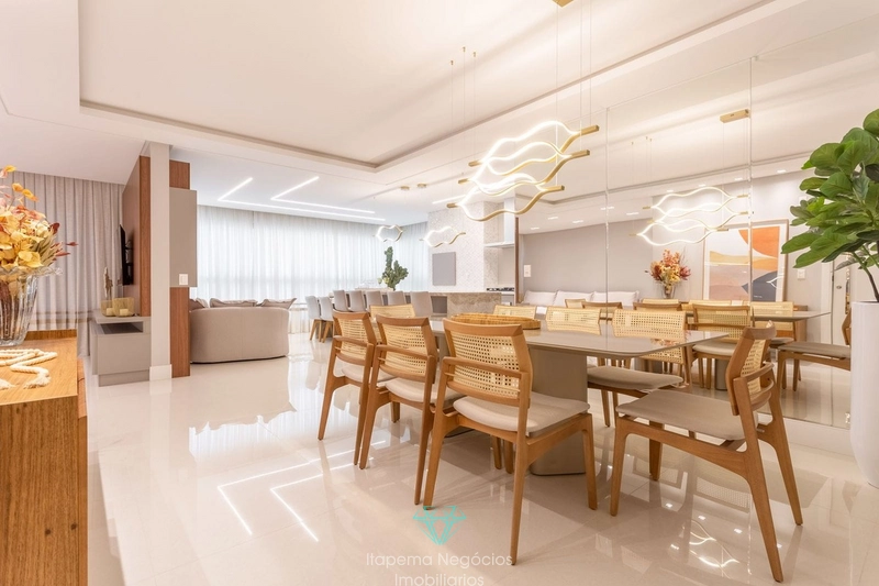 Apartamento 4 Suítes, 3 Vagas - Alto Padrão e de frente para avenida.: 1ª foto da galeria de imagens do imóvel