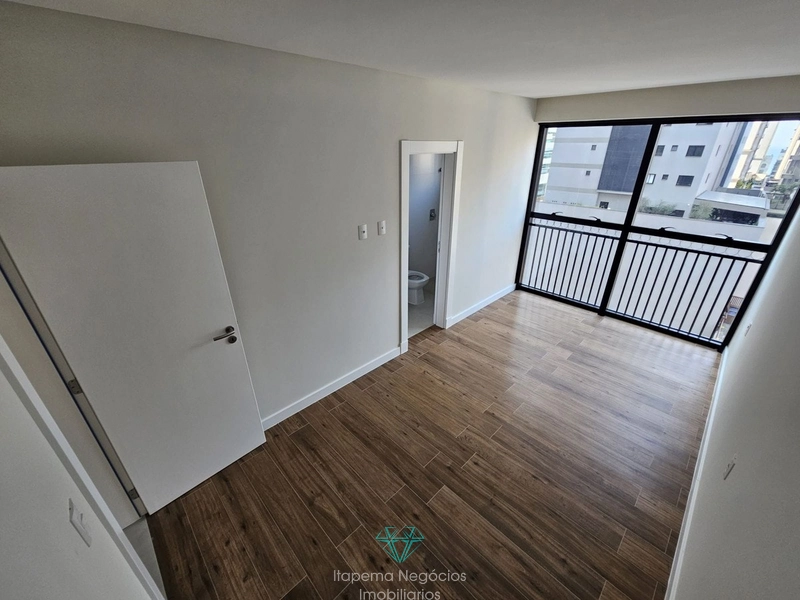 Apartamento com 4 Suítes 4 Vagas - Meia praia - Itapema: 11ª foto da galeria de imagens do imóvel