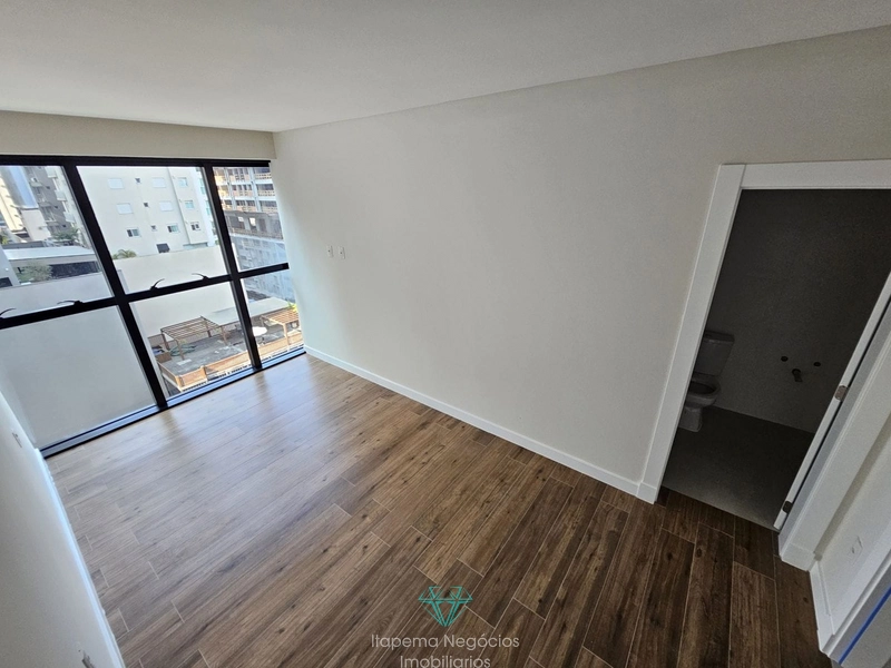 Apartamento com 4 Suítes 4 Vagas - Meia praia - Itapema: 8ª foto da galeria de imagens do imóvel