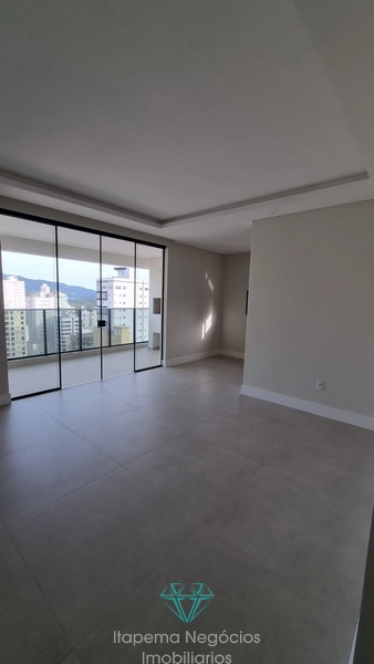Apartamento 3 Dormitórios Sendo 3 Suítes .: 1ª foto da galeria de imagens do imóvel