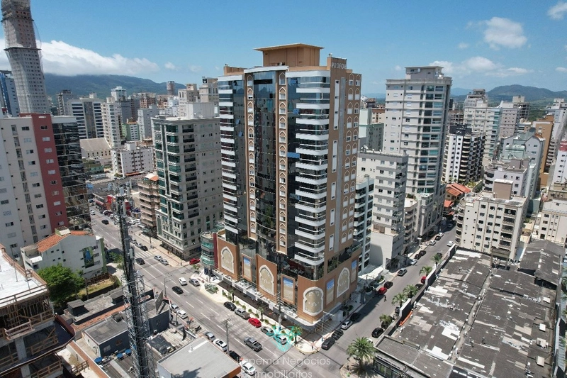 Apartamento 4 Dormitórios Sendo 4 Suítes , Frente avenida.: 2ª foto da galeria de imagens do imóvel