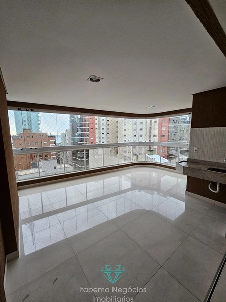 Apartamento 4 Dormitórios Sendo 4 Suítes , Frente avenida.: 4ª foto da galeria de imagens do imóvel