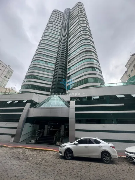 LINDO APTO MOBILIADO PARA MORADIA EM MEIA PRAIA.: 3ª foto da galeria de imagens do imóvel