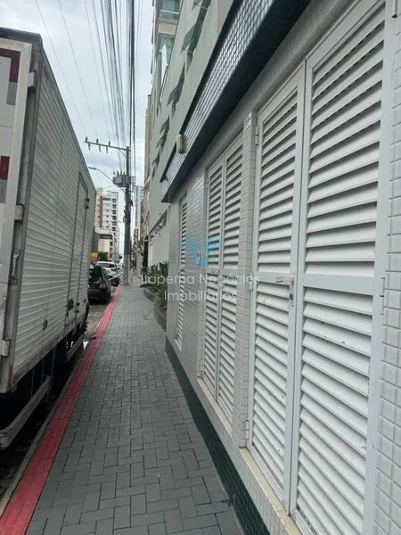 LINDO APTO MOBILIADO PARA MORADIA EM MEIA PRAIA.: 6ª foto da galeria de imagens do imóvel