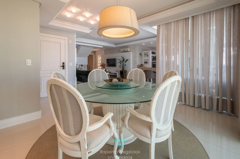 LINDO APARTAMENTO 5 SUÍTES MOBILIADO E DECORADO. Quadra mar: 10ª foto da galeria de imagens do imóvel