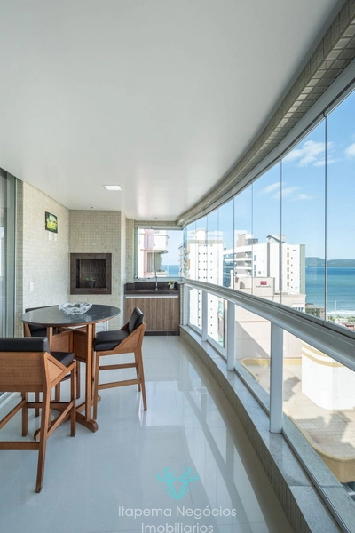 LINDO APARTAMENTO 5 SUÍTES MOBILIADO E DECORADO. Quadra mar: 23ª foto da galeria de imagens do imóvel