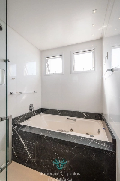 LINDO APARTAMENTO 5 SUÍTES MOBILIADO E DECORADO. Quadra mar: 27ª foto da galeria de imagens do imóvel