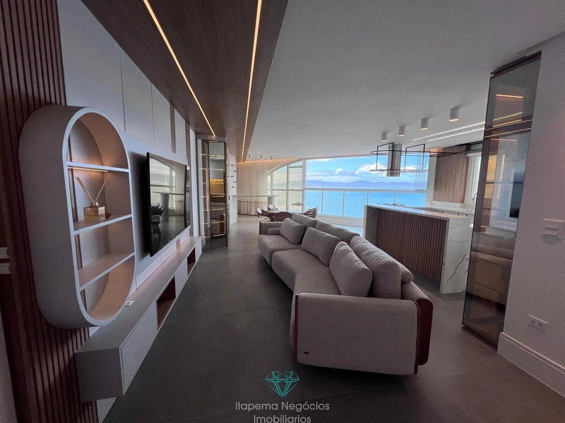 Apartamento 3 Suítes 3 Vagas - Quadra mar: 1ª foto da galeria de imagens do imóvel