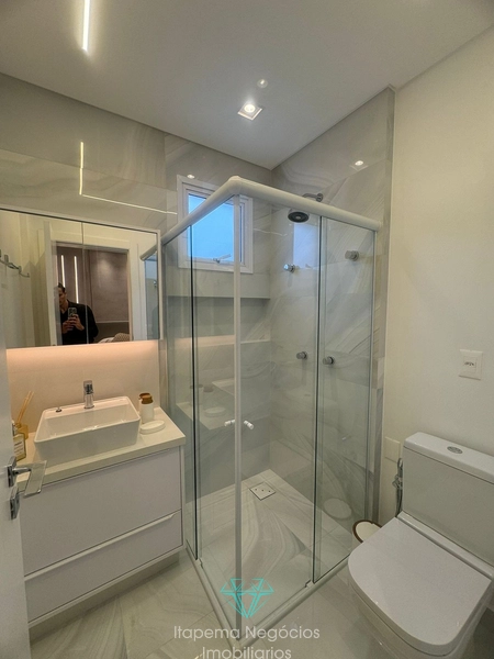 Apartamento 03 suítes, e 03 vagas- Meia Praia: 19ª foto da galeria de imagens do imóvel
