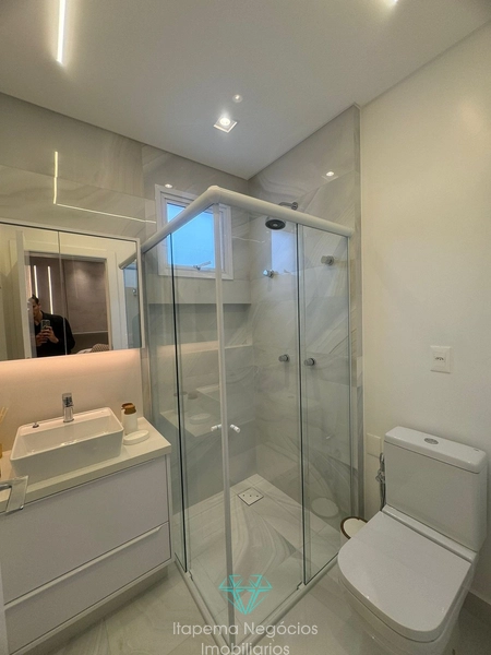 Apartamento 03 suítes, e 03 vagas- Meia Praia: 21ª foto da galeria de imagens do imóvel
