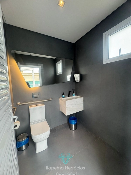 Apartamento 03 suítes, e 03 vagas- Meia Praia: 28ª foto da galeria de imagens do imóvel