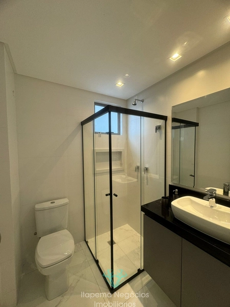 Apartamento mobiliado quadra mar, 4 Suítes 3 vagas.: 31ª foto da galeria de imagens do imóvel