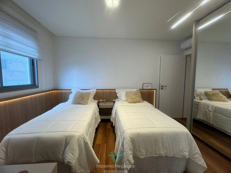 Apartamento mobiliado quadra mar, 4 Suítes 3 vagas.: 35ª foto da galeria de imagens do imóvel