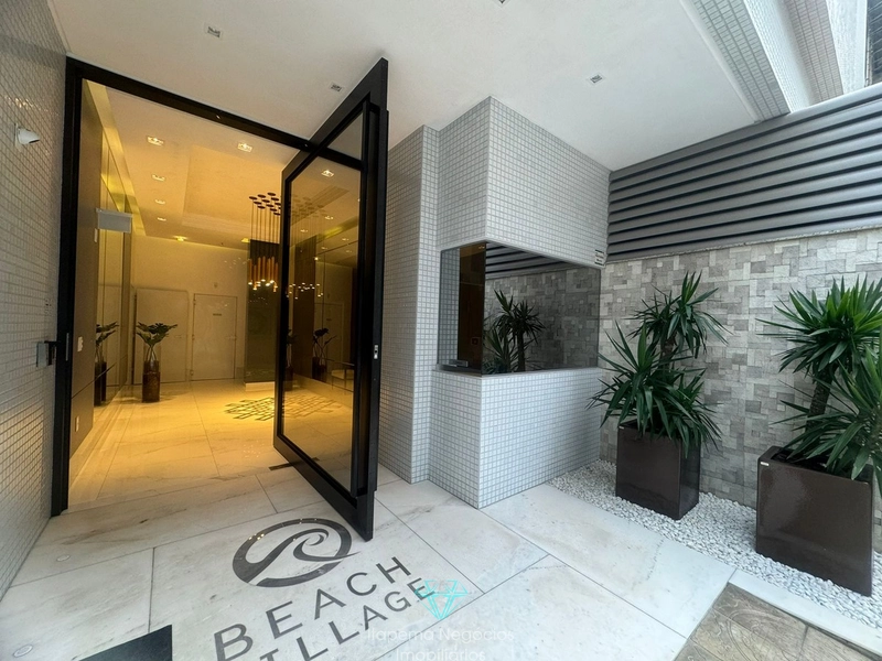 Apartamento mobiliado quadra mar, 4 Suítes 3 vagas.: 3ª foto da galeria de imagens do imóvel