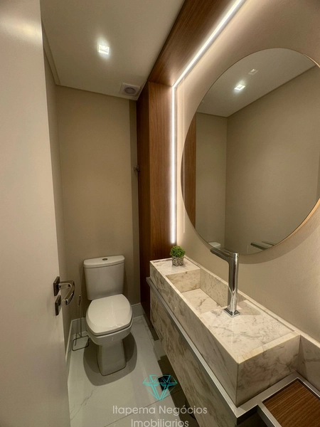 Apartamento mobiliado quadra mar, 4 Suítes 3 vagas.: 41ª foto da galeria de imagens do imóvel