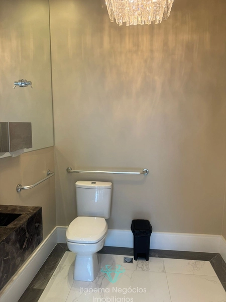 Apartamento mobiliado quadra mar, 4 Suítes 3 vagas.: 22ª foto da galeria de imagens do imóvel