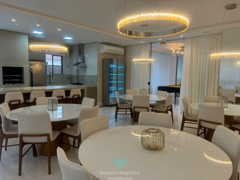 Apartamento mobiliado quadra mar, 4 Suítes 3 vagas.: 19ª foto da galeria de imagens do imóvel