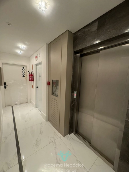 Apartamento mobiliado quadra mar, 4 Suítes 3 vagas.: 24ª foto da galeria de imagens do imóvel