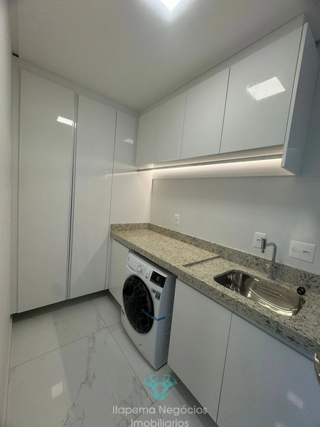 Apartamento mobiliado quadra mar, 4 Suítes 3 vagas.: 43ª foto da galeria de imagens do imóvel