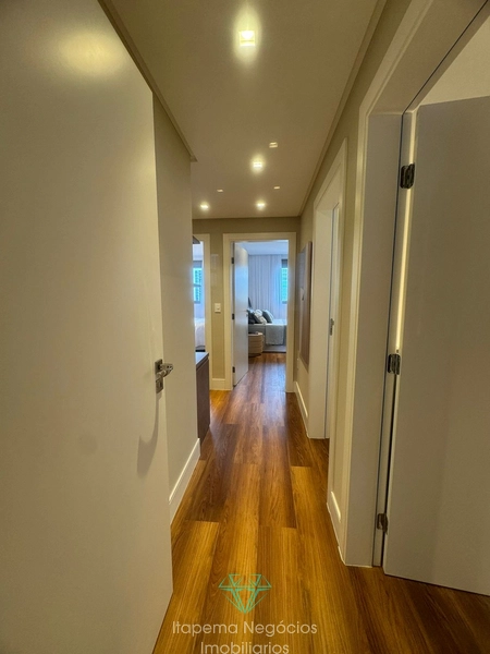 Apartamento mobiliado quadra mar, 4 Suítes 3 vagas.: 39ª foto da galeria de imagens do imóvel