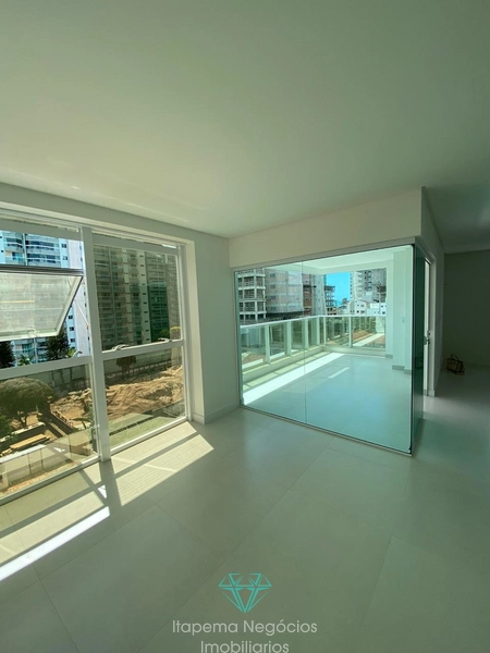 Luxuoso Apartamento Quadra Mar com 04 Suítes e 04 Vagas.: 7ª foto da galeria de imagens do imóvel