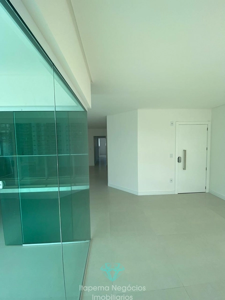 Luxuoso Apartamento Quadra Mar com 04 Suítes e 04 Vagas.: 12ª foto da galeria de imagens do imóvel