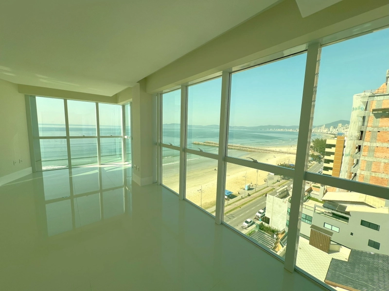 Apartamento 4 suítes 4 vagas - Centro: 4ª foto da galeria de imagens do imóvel