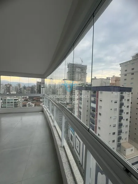 Apartamento 03 Suítes, 03 Vagas em Itapema, Meia Praia: 3ª foto da galeria de imagens do imóvel