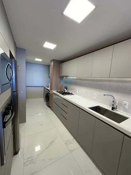 EXCELENTE APARTAMENTO FRENTE MAR - MEIA PRAIA: 12ª foto da galeria de imagens do imóvel