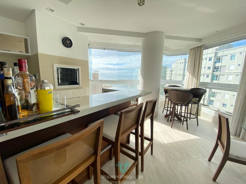 Apartamento 4 Suítes 5 Vagas , Mobiliado e Decorado - Quadra mar: 11ª foto da galeria de imagens do imóvel