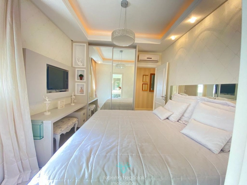 Apartamento 4 Suítes 5 Vagas , Mobiliado e Decorado - Quadra mar: 20ª foto da galeria de imagens do imóvel