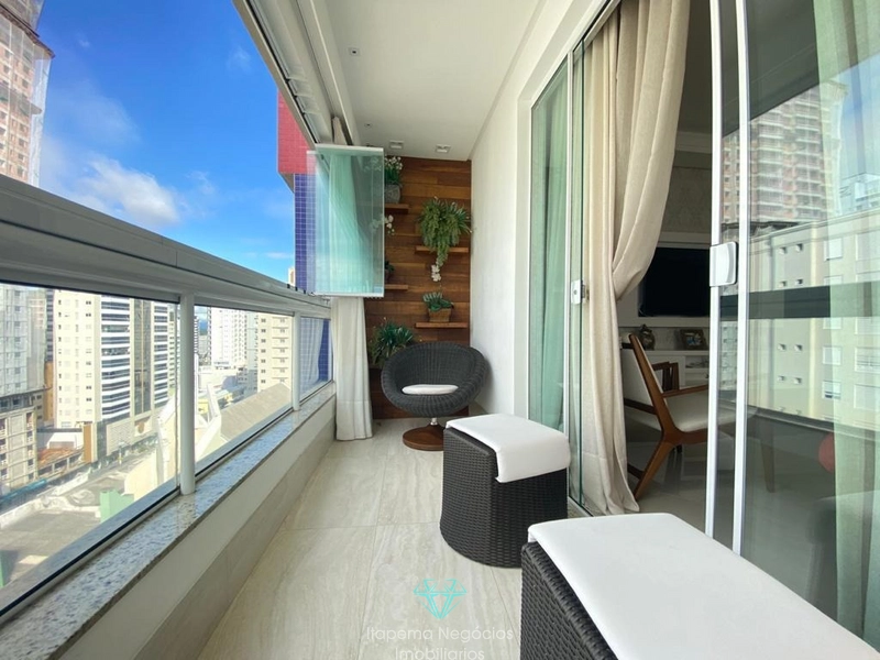 Apartamento 4 Suítes 5 Vagas , Mobiliado e Decorado - Quadra mar: 8ª foto da galeria de imagens do imóvel