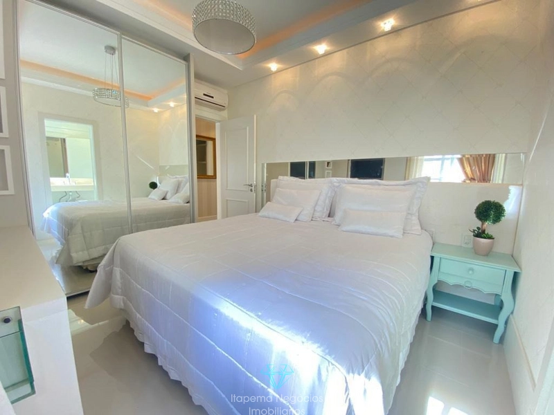 Apartamento 4 Suítes 5 Vagas , Mobiliado e Decorado - Quadra mar: 21ª foto da galeria de imagens do imóvel