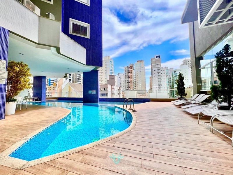 Apartamento 4 Suítes 5 Vagas , Mobiliado e Decorado - Quadra mar: 31ª foto da galeria de imagens do imóvel