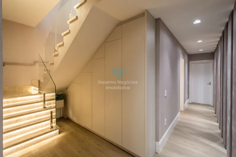 COBERTURA TRIPLEX: Quadra do mar, 100 metros da praia.: 45ª foto da galeria de imagens do imóvel