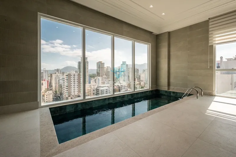 COBERTURA TRIPLEX: Quadra do mar, 100 metros da praia.: 20ª foto da galeria de imagens do imóvel