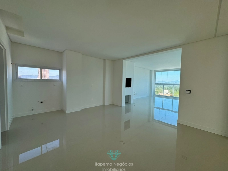 Duplex - 4 Suítes, sendo 2 demi e 1 master, 3 Vagas .: 4ª foto da galeria de imagens do imóvel