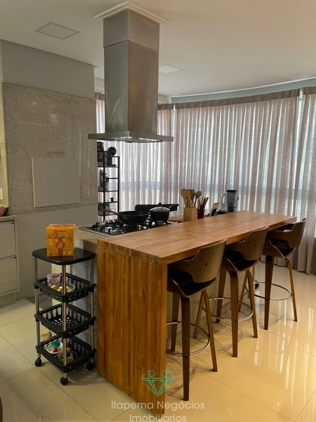 Apartamento 4 Suítes mobiliado, 3 Vagas - Meia Praia, Itapema - SC: 1ª foto da galeria de imagens do imóvel