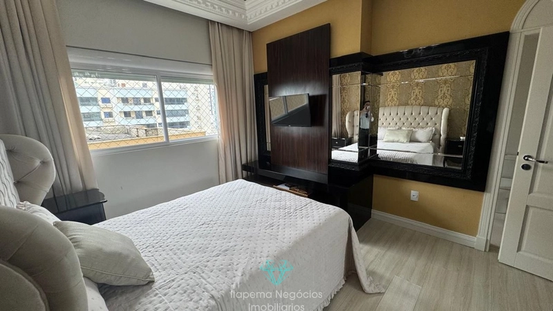 Apartamento mobiliado e decorado, muito luxuoso e frente mar.: 15ª foto da galeria de imagens do imóvel